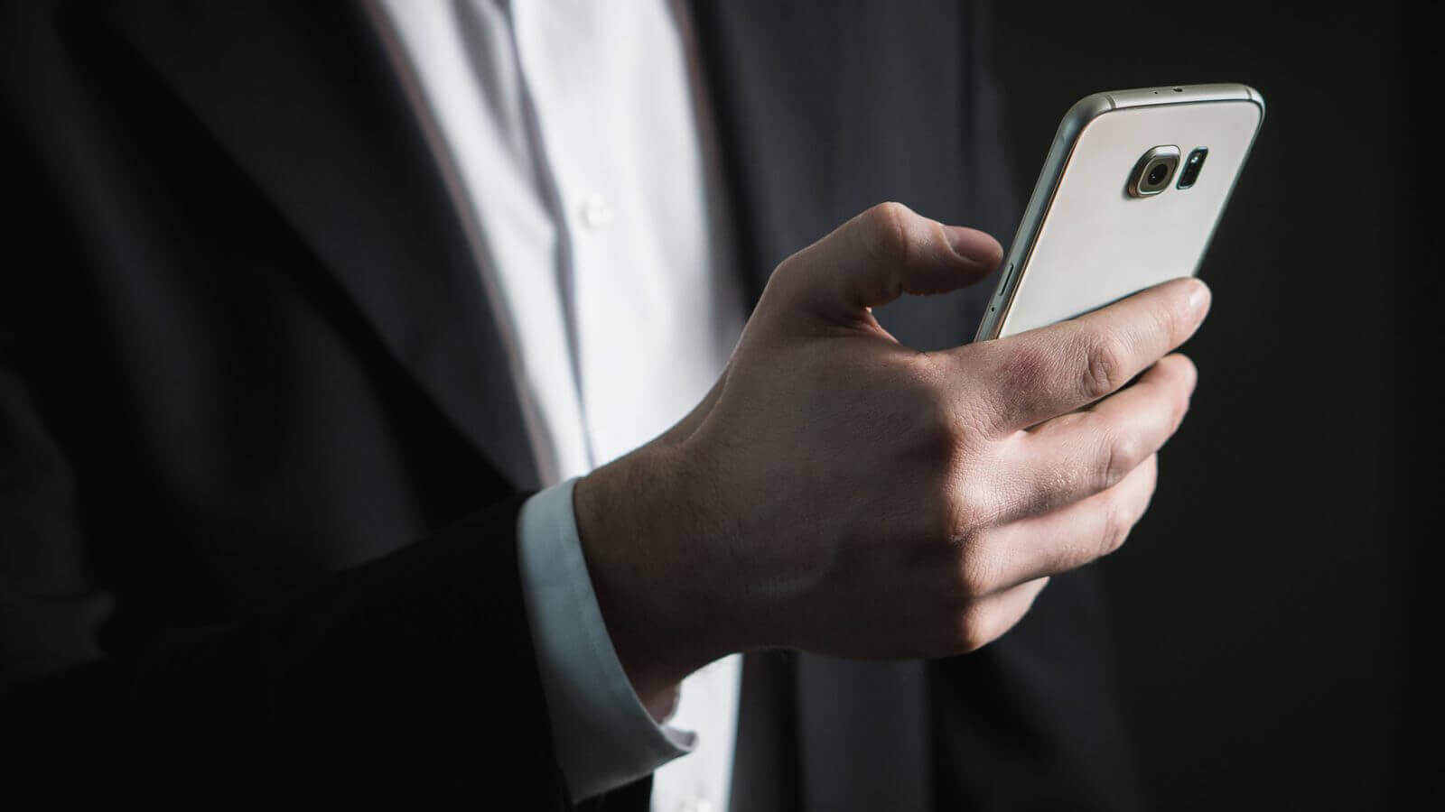 Waarom SMS niet meer is weg te denken in E-commerce & Retail | Spryng
